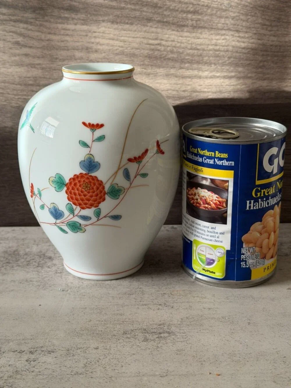 Vintage 50s Fukagawa Seiji Arita Chrystanthemum Hand Painted Vase 6.5